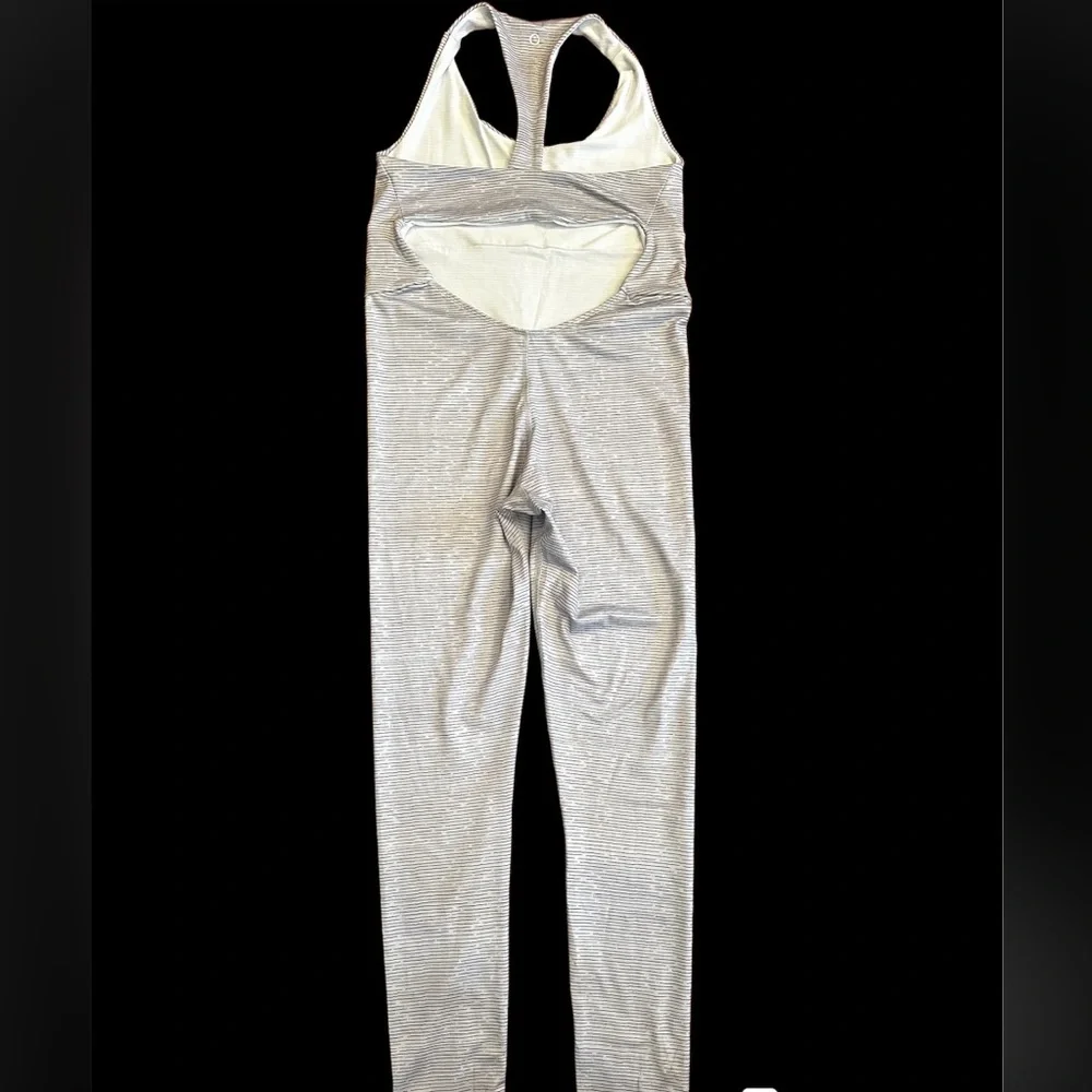 EUC - Highly Rated Functional Yoga & Beyond Imbodhi Astra Cut-Out Back Bodysuit - Picture 4 of 7